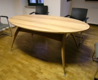 16_table.jpg